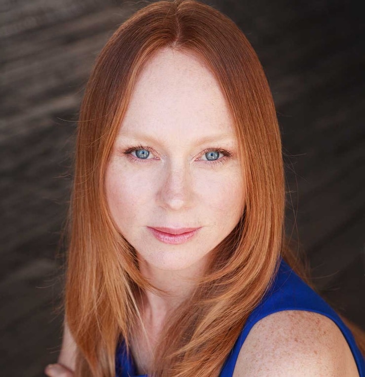 Hayley McElhinney
