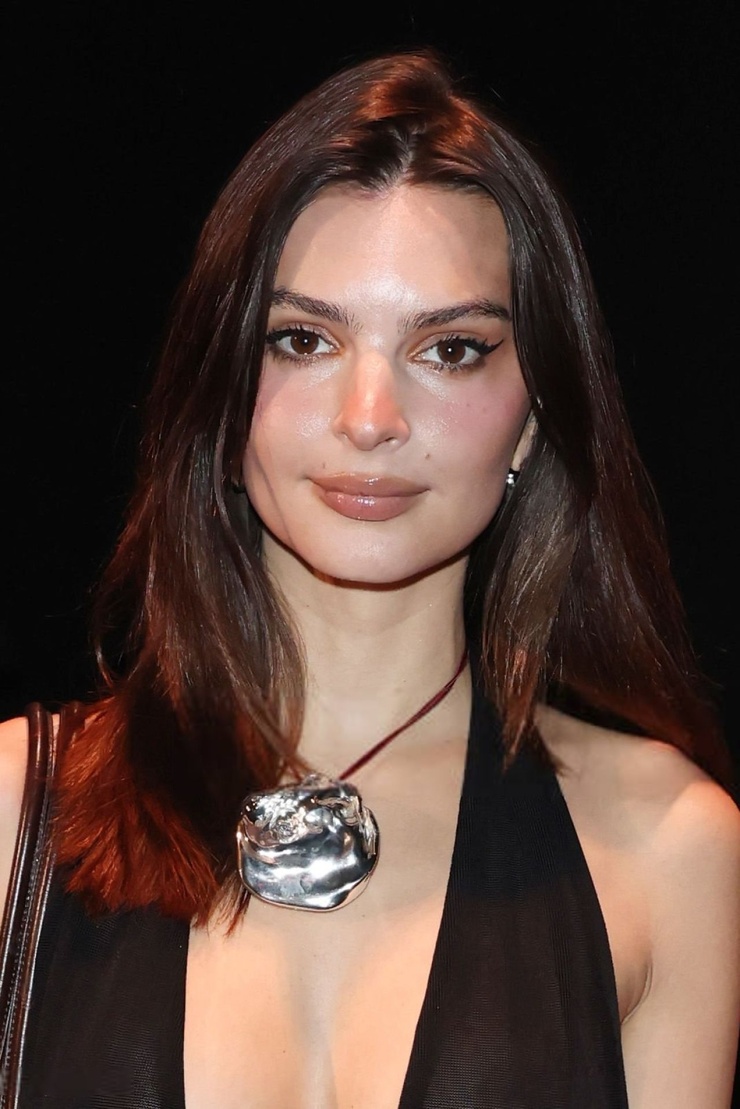 Emily Ratajkowski