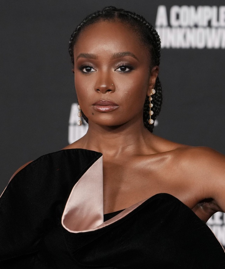 KiKi Layne KiKi Layne