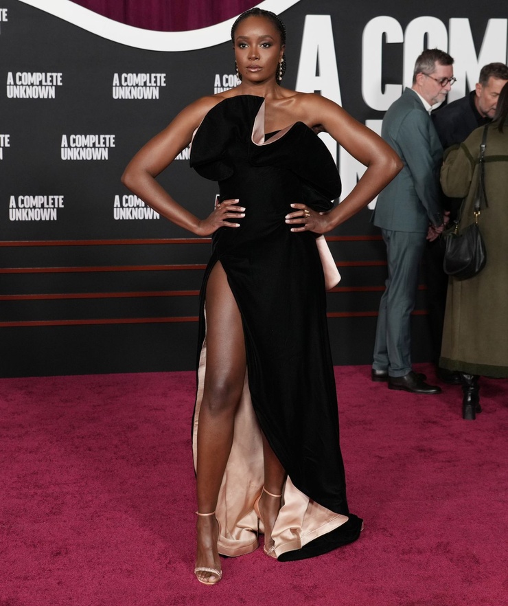 KiKi Layne