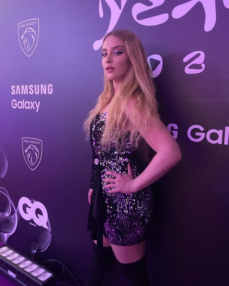 Hayal Köseoglu