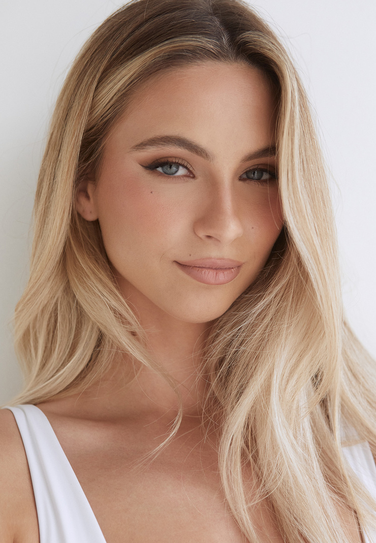 picture-of-taylor-harvey