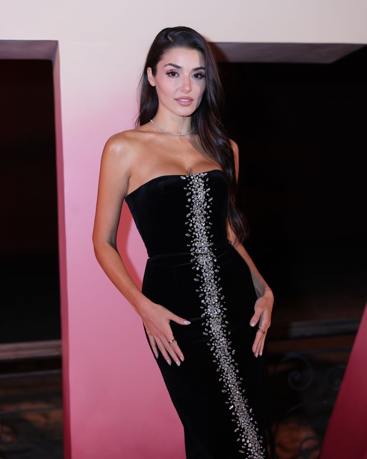 Hande Erçel Hande Erçel
