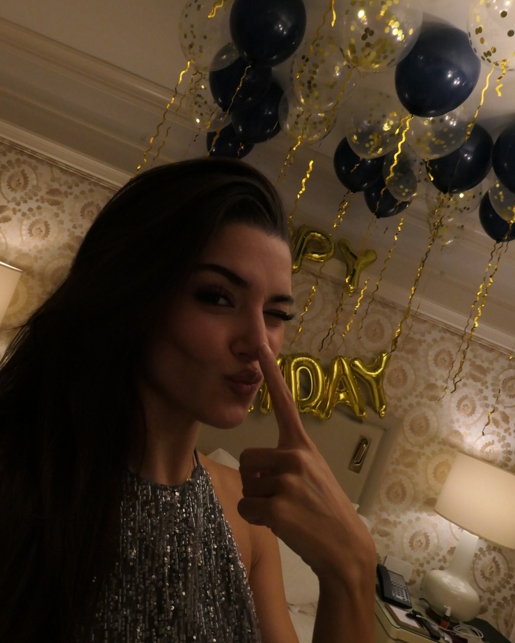 Hande Erçel