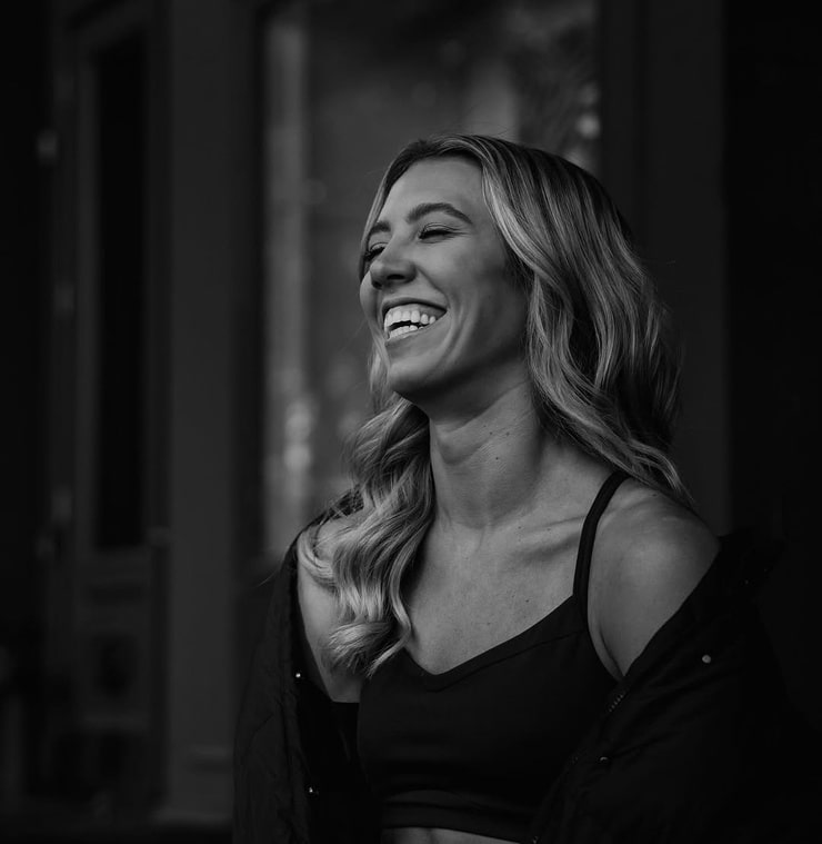 Lexie Hull
