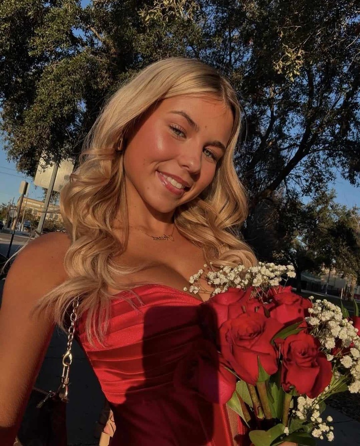 Picture of Ariana White