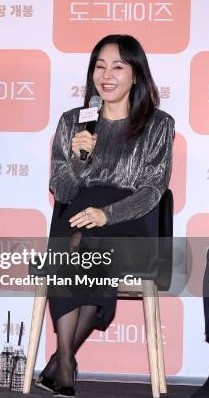 Yunjin Kim