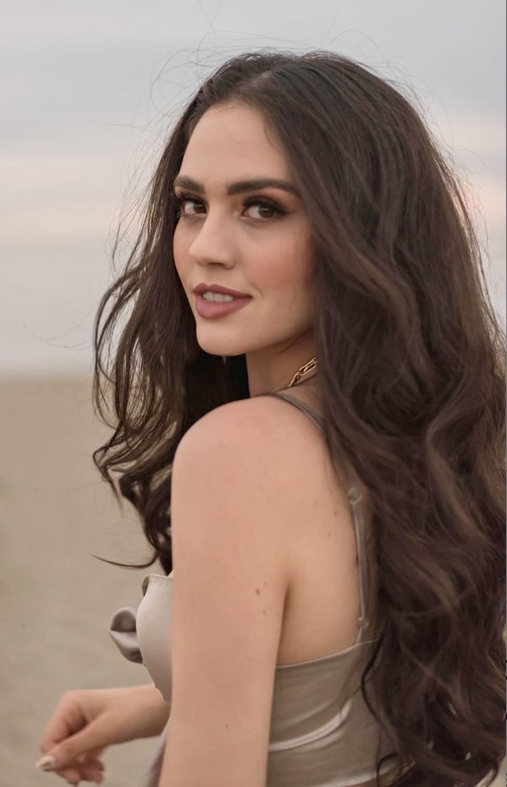 Debora Hallal