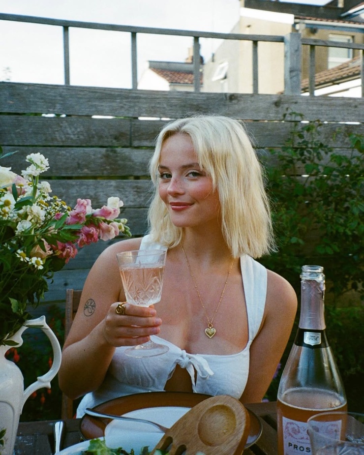 Millie Gibson Millie Gibson