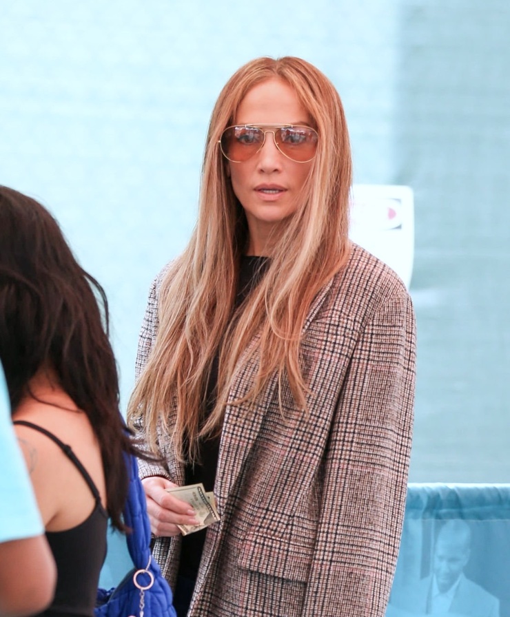 Jennifer Lopez