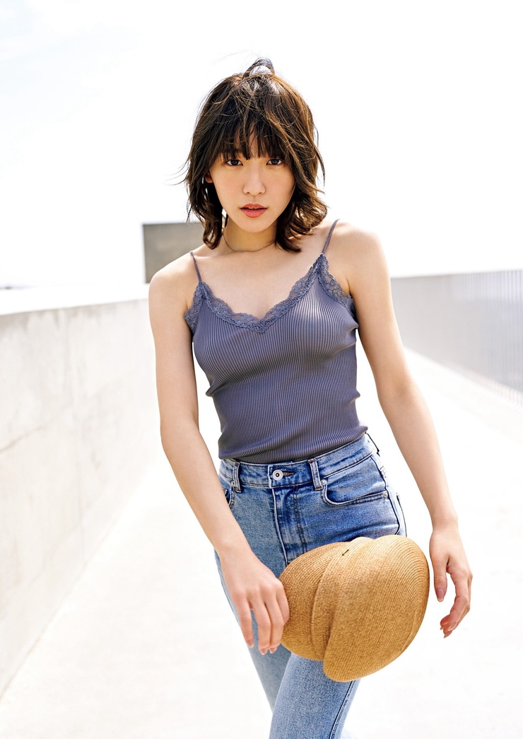 Nana Asakawa