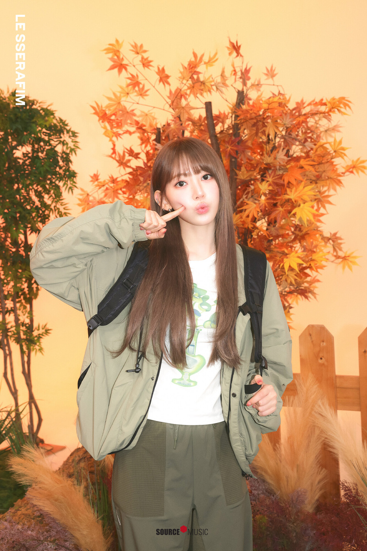 Sakura Miyawaki Sakura Miyawaki