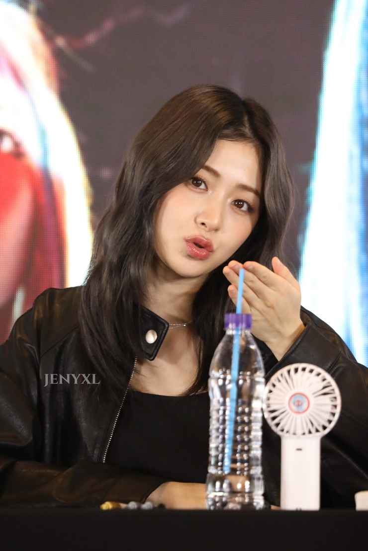 Yun-jin Huh