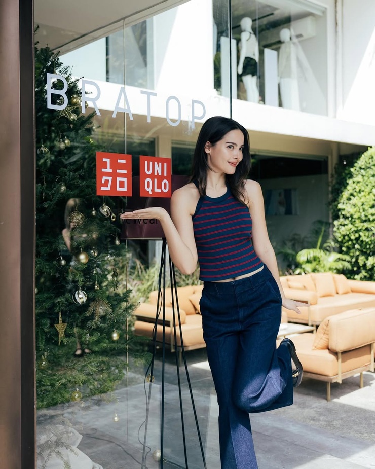 Urassaya Sperbund