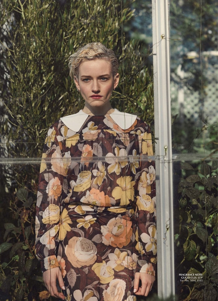 Julia Garner