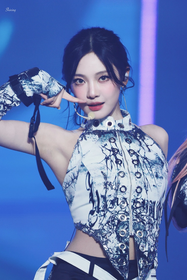 Yizhuo Ning