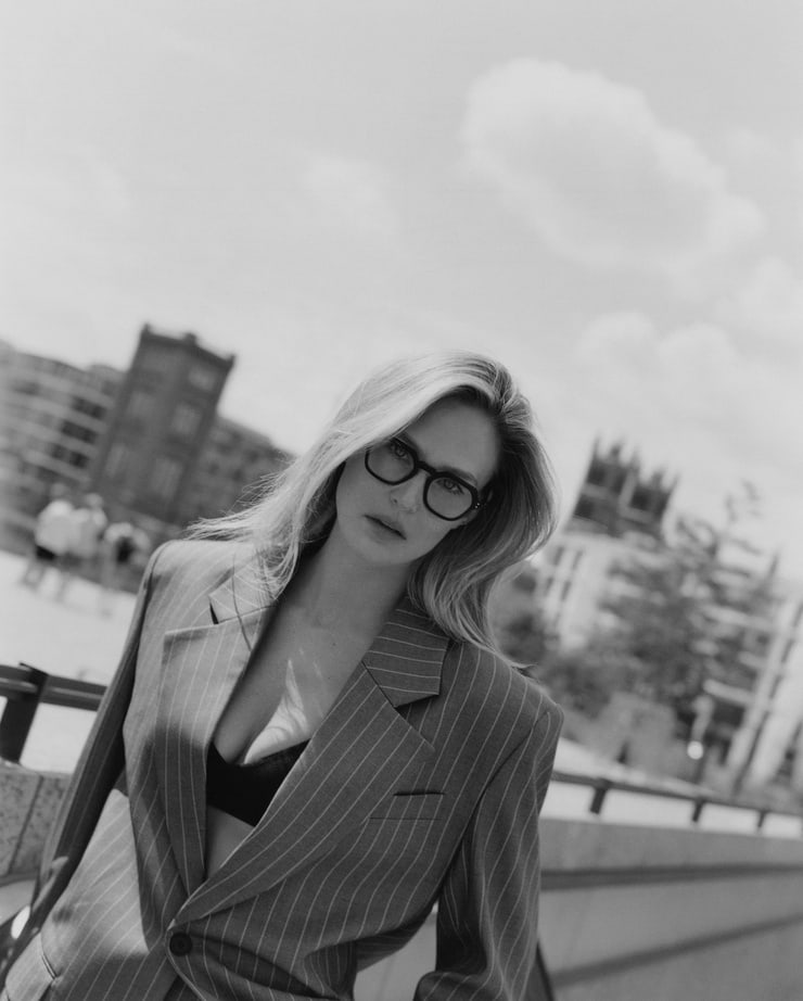 Bar Refaeli