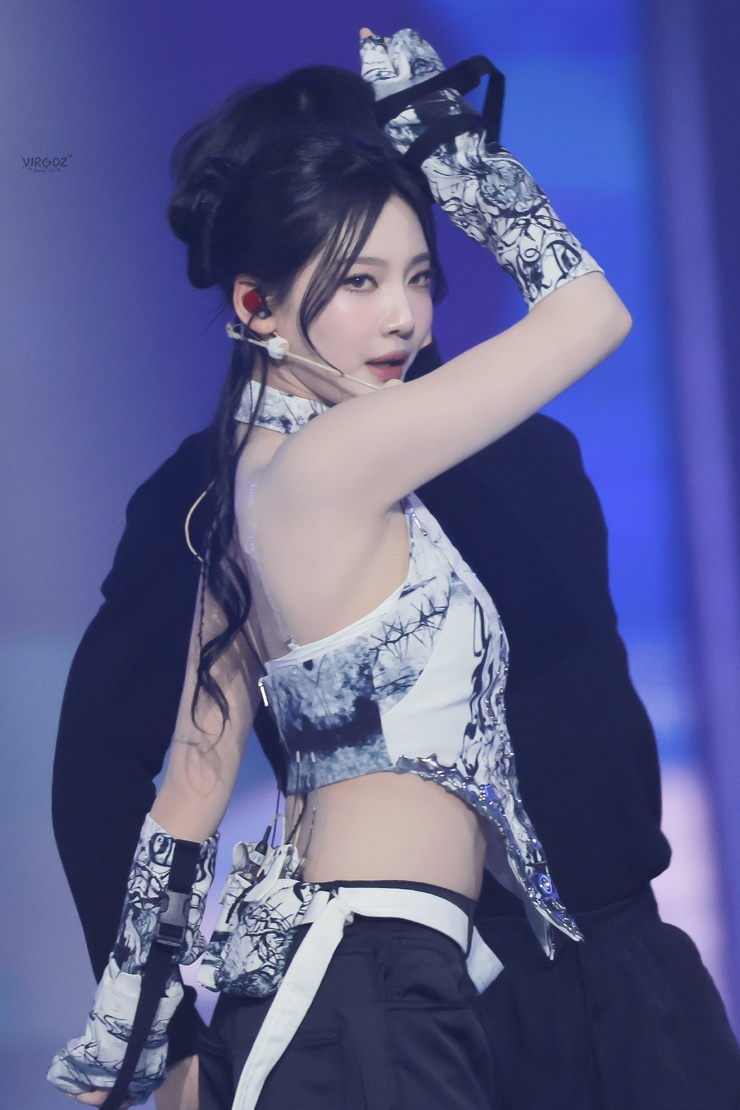 Yizhuo Ning