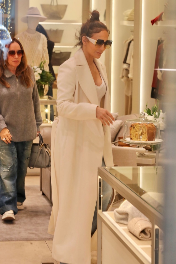 Jennifer Lopez