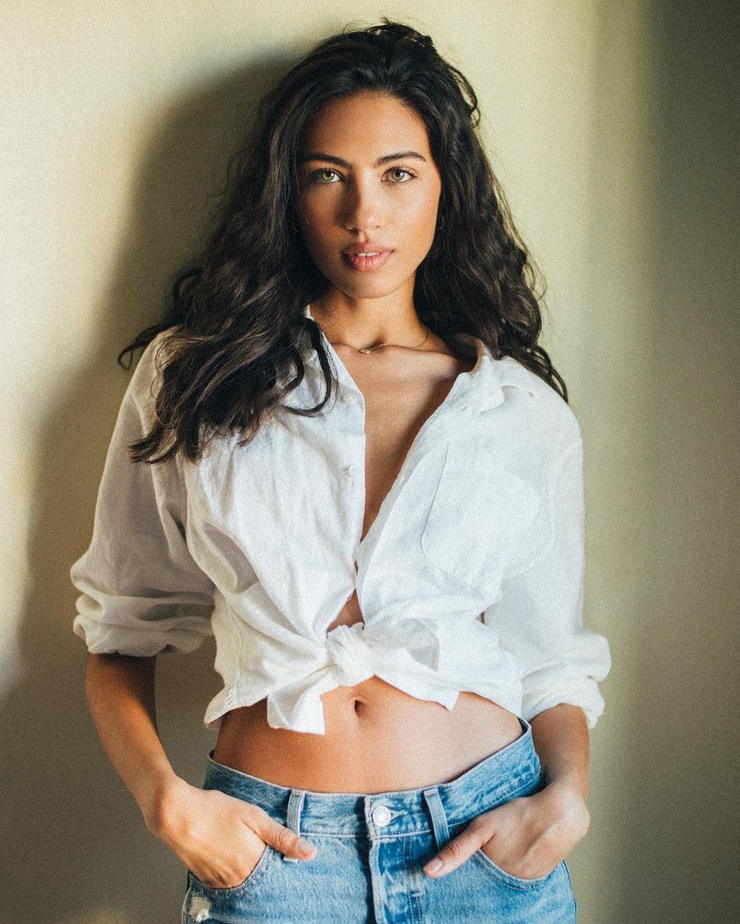 Courtney johnson celebrating her 30th birthday on