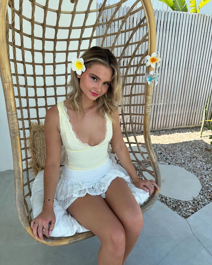 Chelsea Mayer