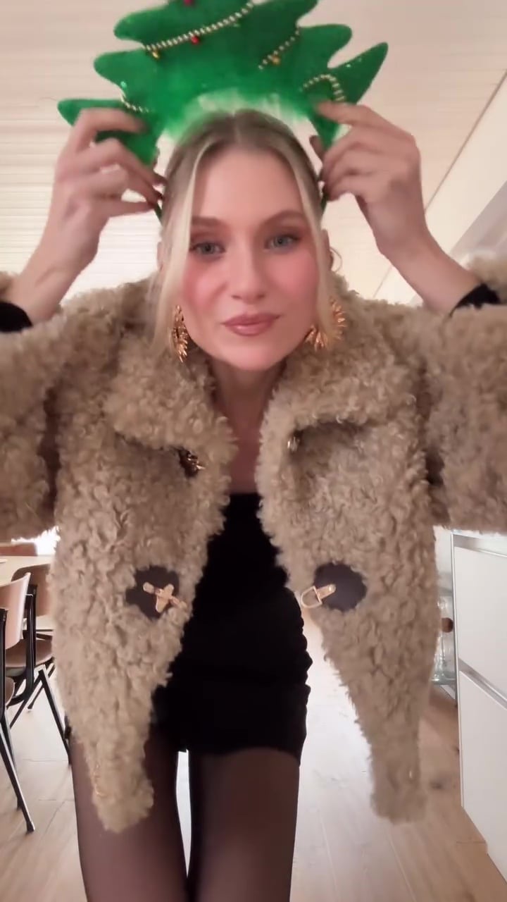 Carolin Niemczyk Carolin Niemczyk
