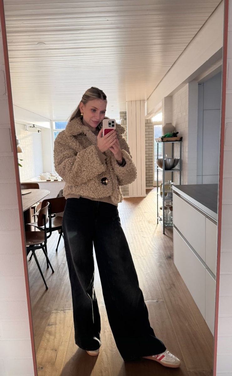 Carolin Niemczyk Carolin Niemczyk