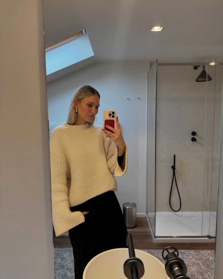 Carolin Niemczyk Carolin Niemczyk