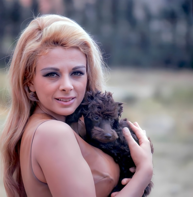 Sandra Milo