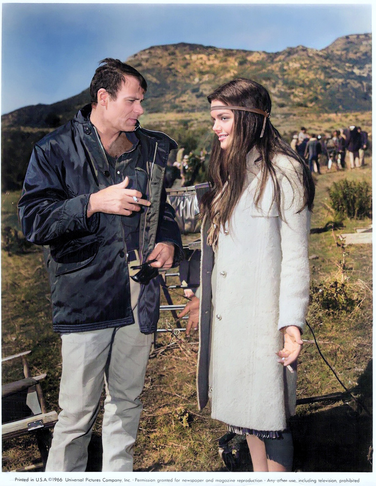 Tina Aumont