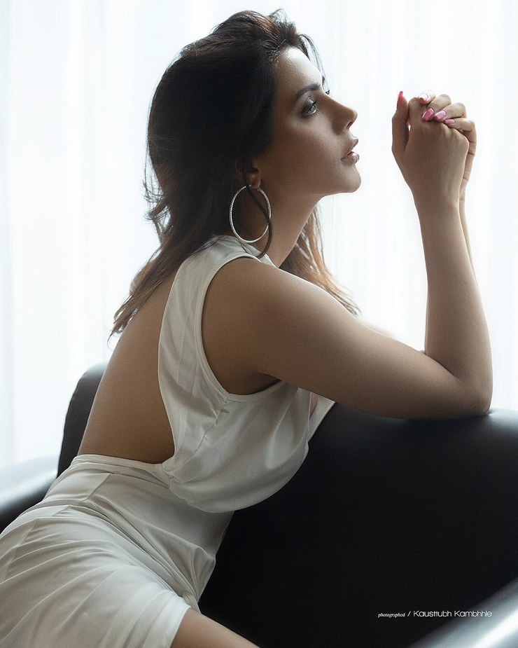 Ruhi Singh Ruhi Singh