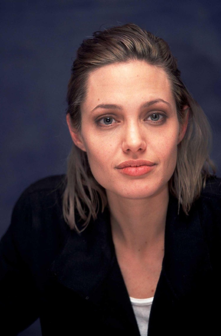 Angelina Jolie Angelina Jolie