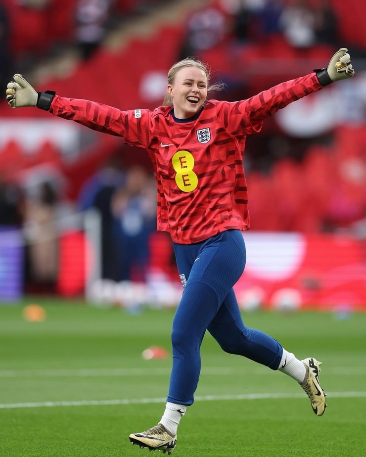 Hannah Hampton