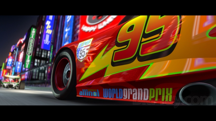 Cars 2 (Two-Disc Blu-ray / DVD Combo in DVD Packaging)