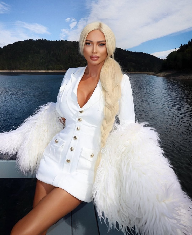 Adina Tatiana