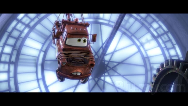Cars 2 (Two-Disc Blu-ray / DVD Combo in DVD Packaging)