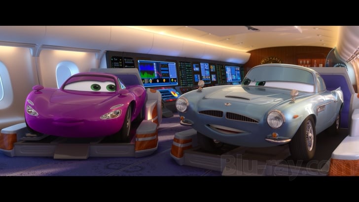 Cars 2 (Two-Disc Blu-ray / DVD Combo in DVD Packaging)