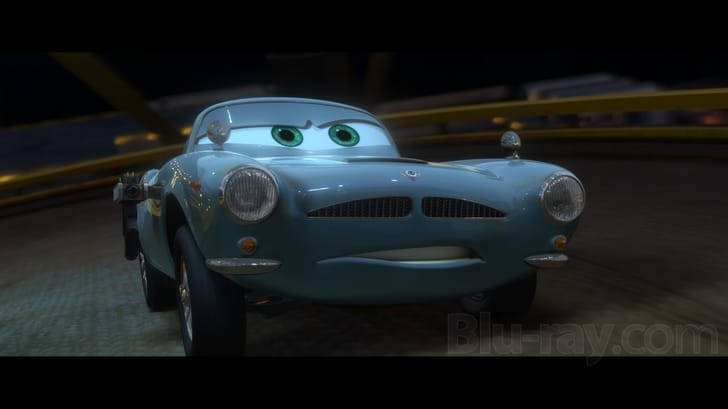Cars 2 (Two-Disc Blu-ray / DVD Combo in DVD Packaging)