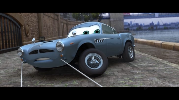 Cars 2 (Two-Disc Blu-ray / DVD Combo in DVD Packaging)