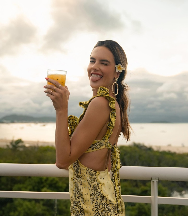 Alessandra Ambrosio Alessandra Ambrosio