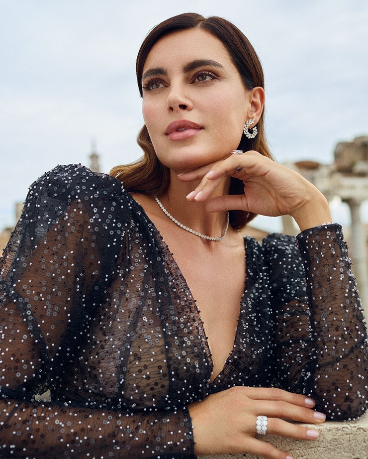 Catrinel Menghia
