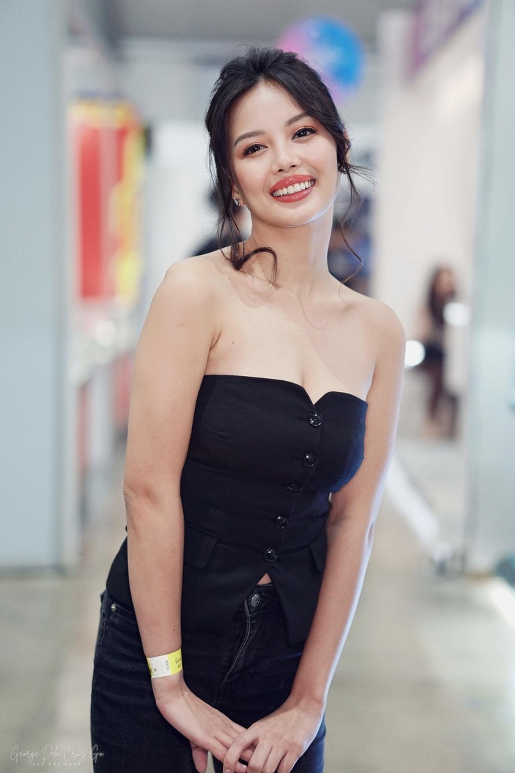 Micaella Raz