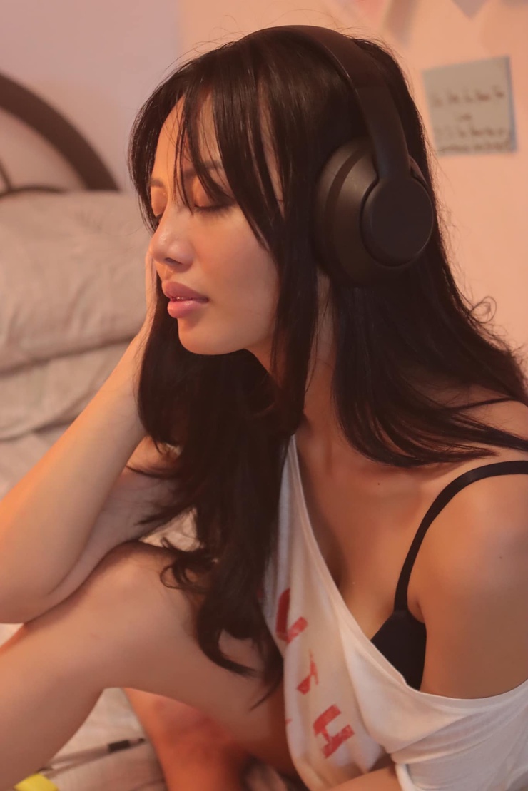 Micaella Raz
