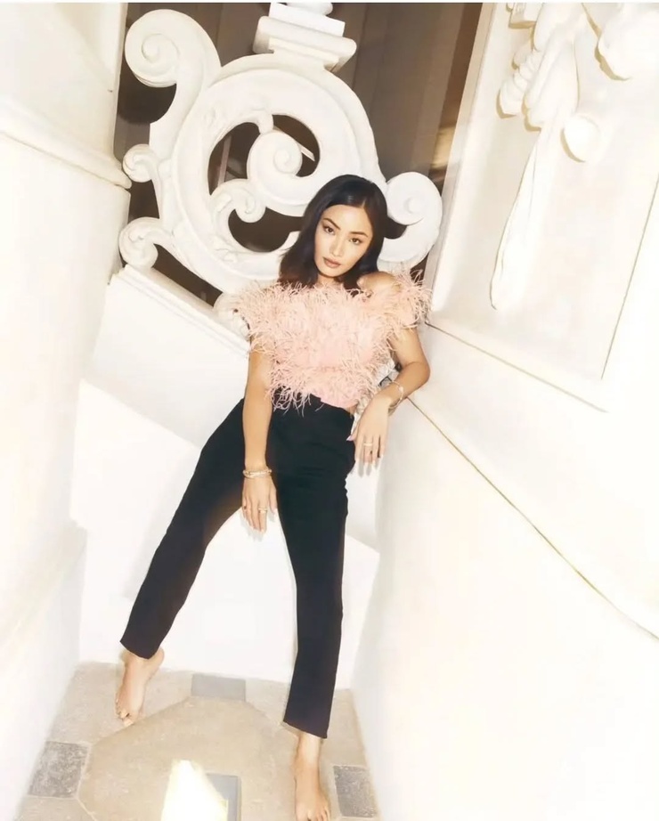 Anna Sawai