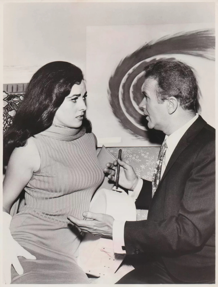 Red Buttons