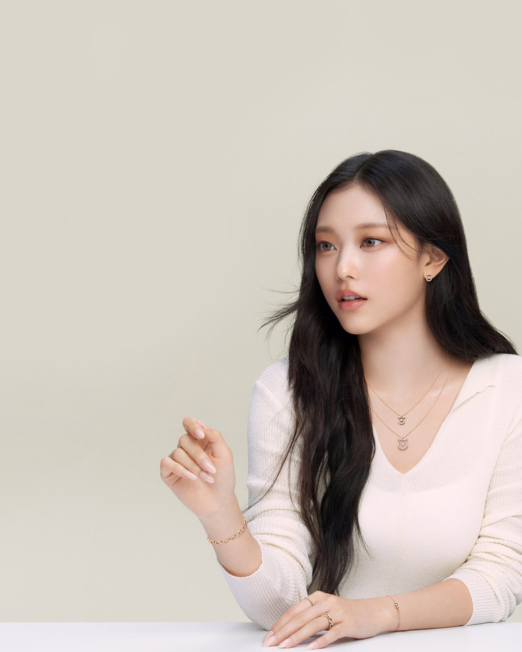 Hae-rin Kang