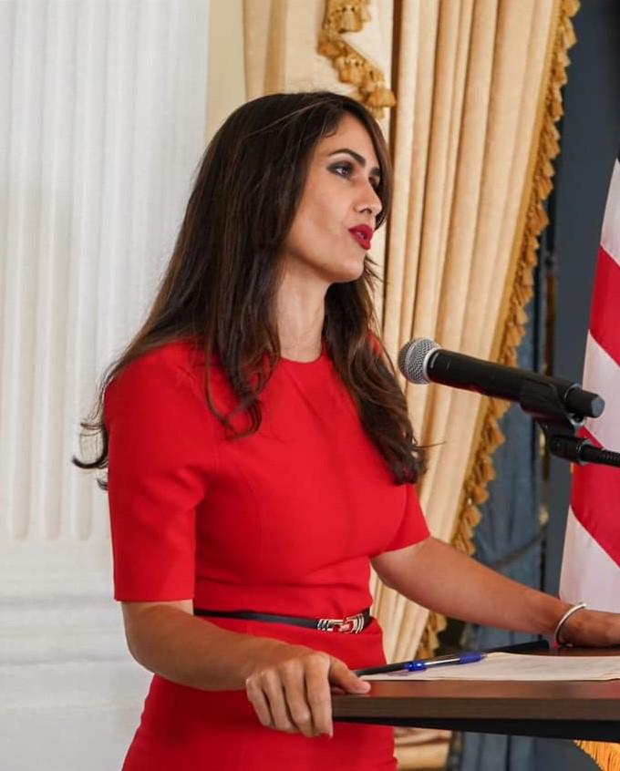 Picture of Elizabeth Torres