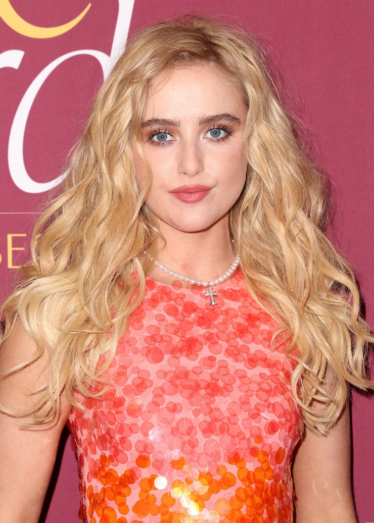 Kathryn Newton Kathryn Newton