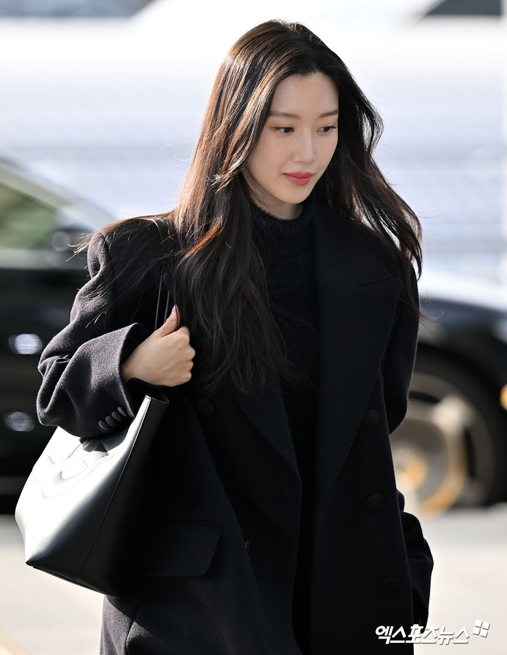 Ga-young Moon