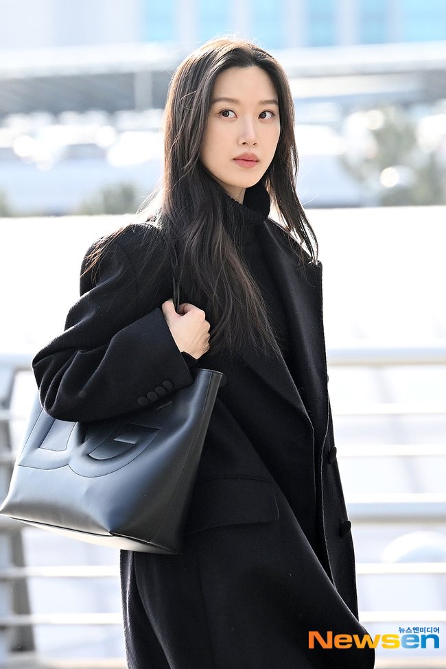Ga-young Moon